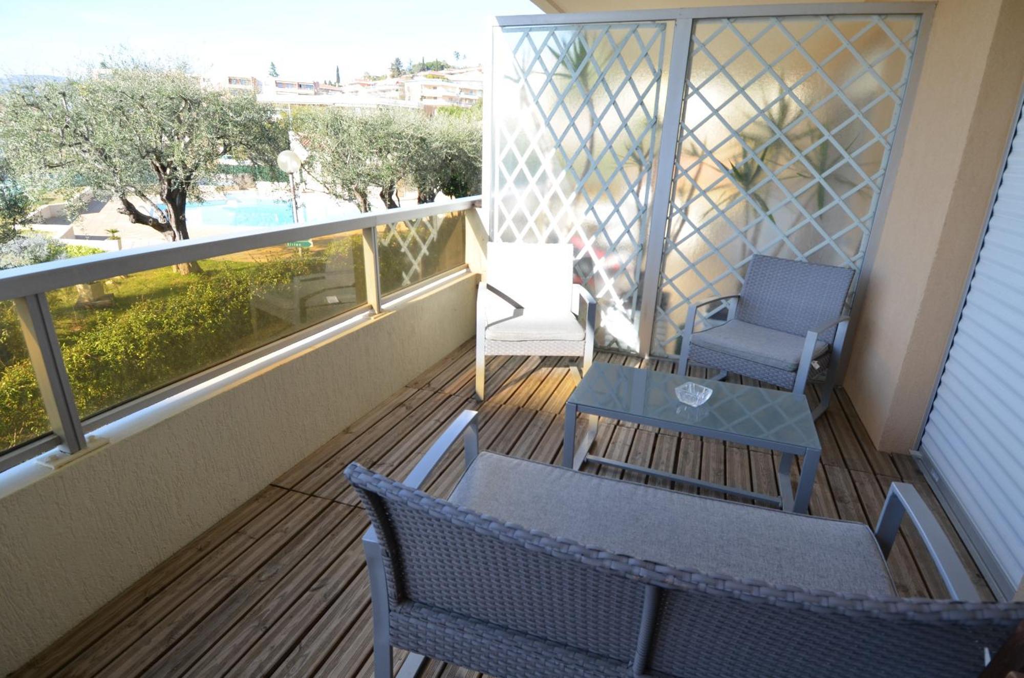 Plein Ciel - Appartement 5 Personnes Avec Piscine Sur La Corniche Fleurie A Niza Exterior foto